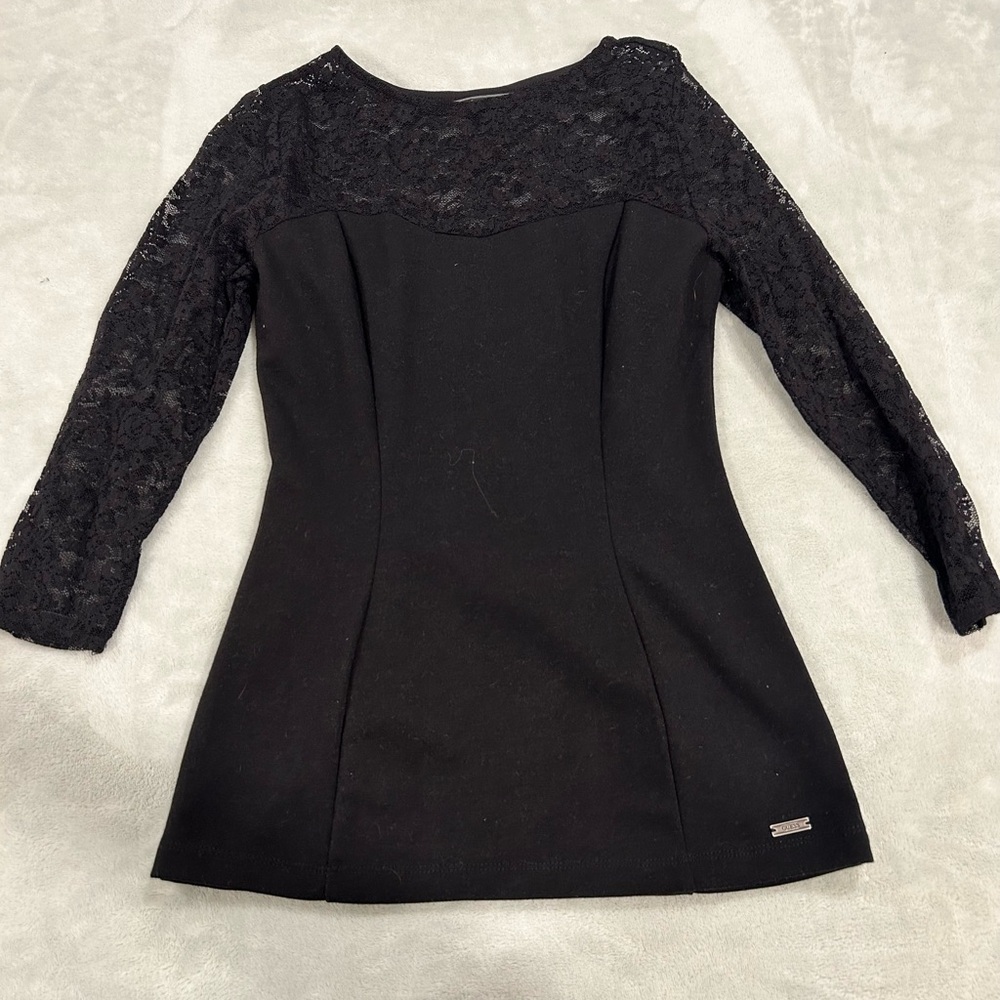 Guess Women’s M Black Peplum Top with Lace Quarter Sleeves/Scooped Back